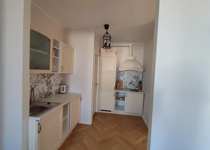 Lux Town Hall Square View Апартаменты